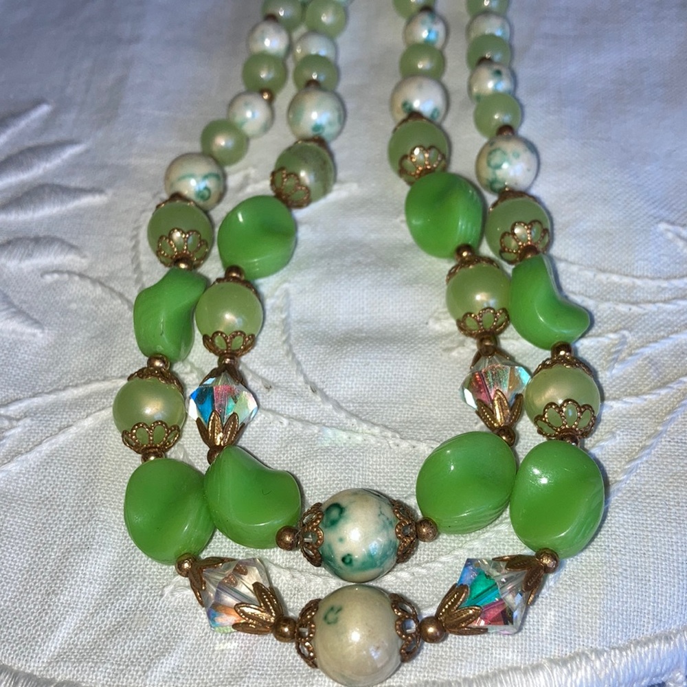 VINTAGE lime green necklace beads and crystal beads w/gt findings. $25